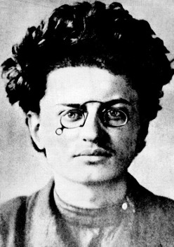 Photo of Young Trotsky